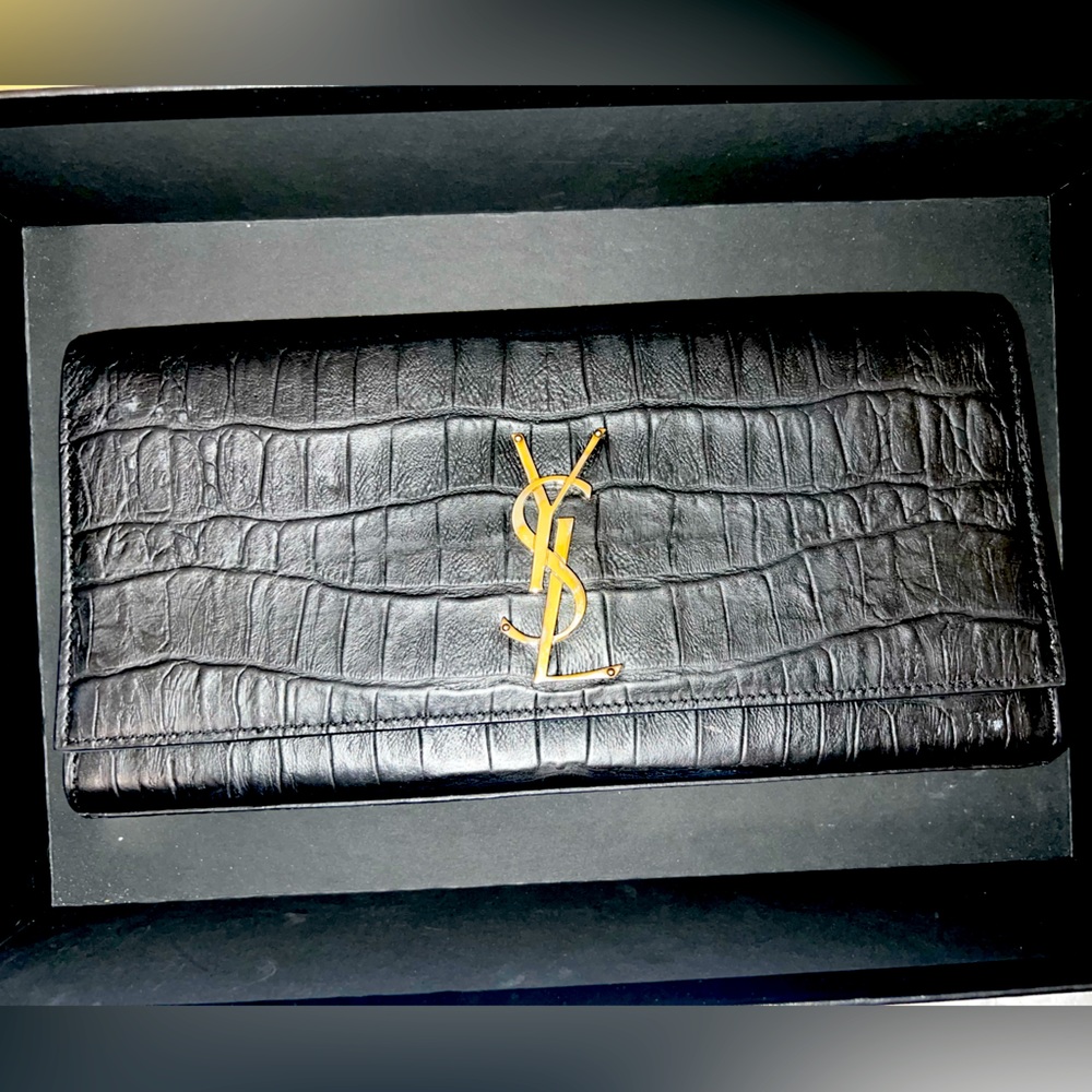 Ysl Black clutch